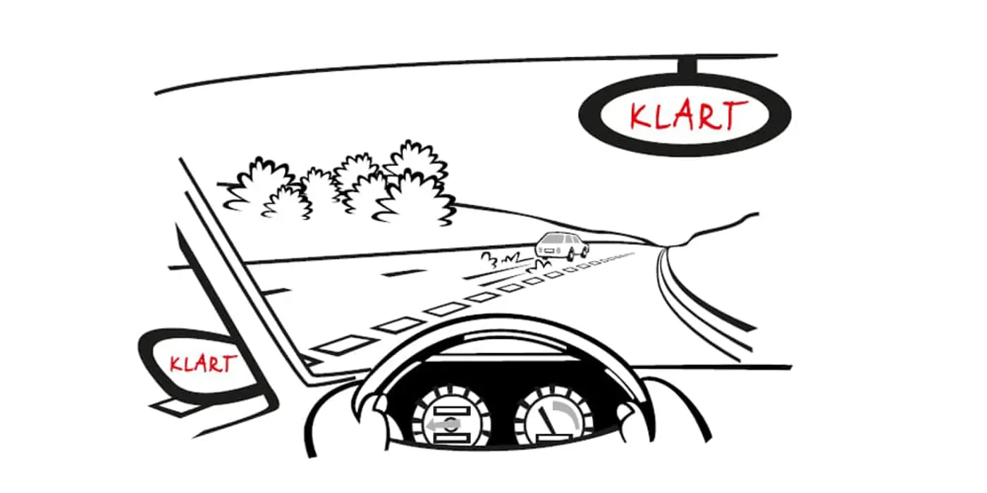 illustrerad bild på insidan av en bil, där det står ordet "klart" i alla speglar. 