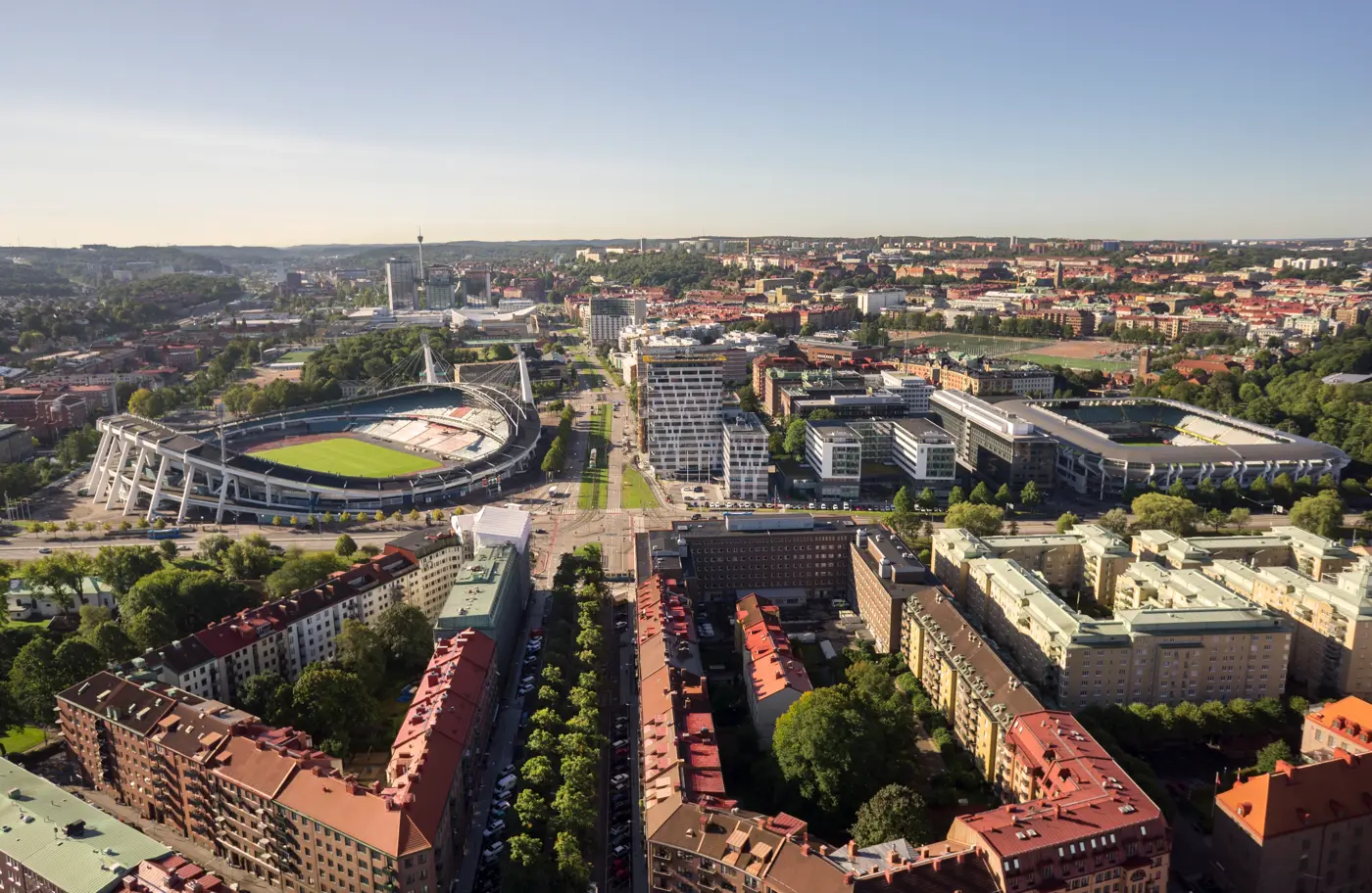 En drönarbild över Göteborg där bland annat Ullevi syns.